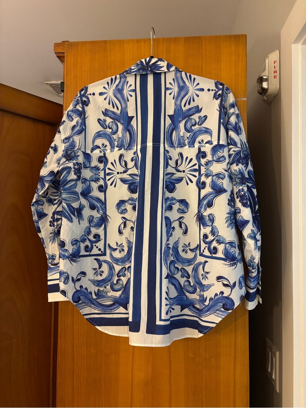 Farm Rio Garden Tile blouse - Picture 7 of 8